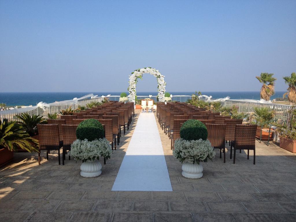Hotel Masseria Fortificata Donnaloia Monopoli Exterior foto