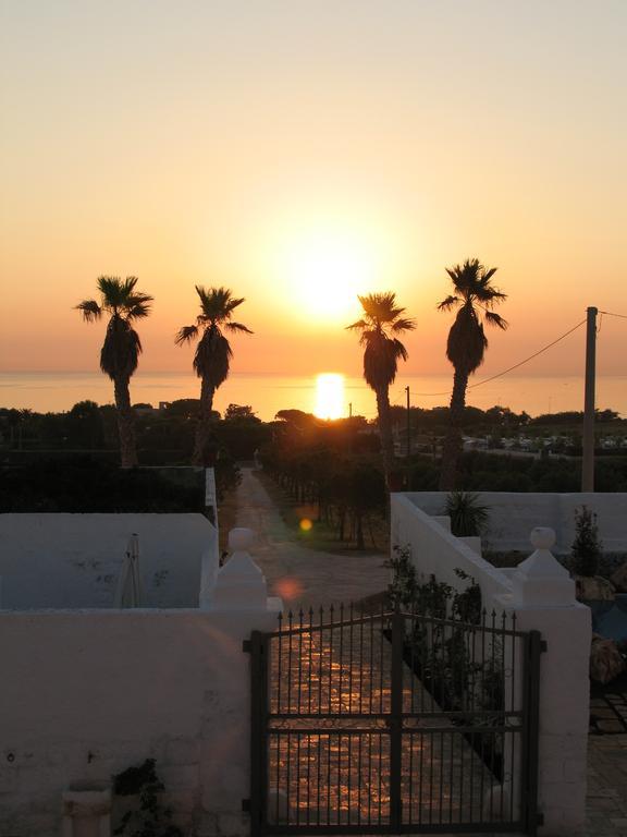 Hotel Masseria Fortificata Donnaloia Monopoli Exterior foto