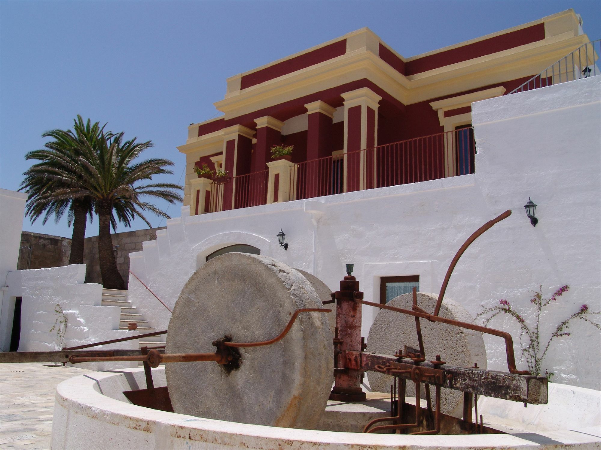 Hotel Masseria Fortificata Donnaloia Monopoli Exterior foto